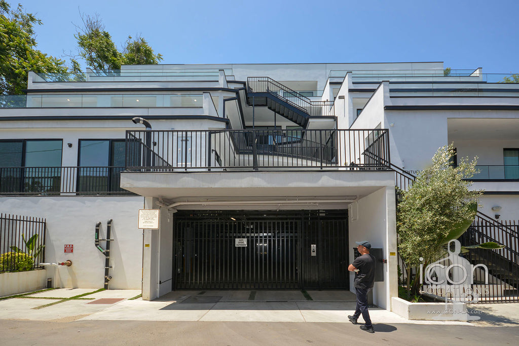 Apartment Bldg- APT2017