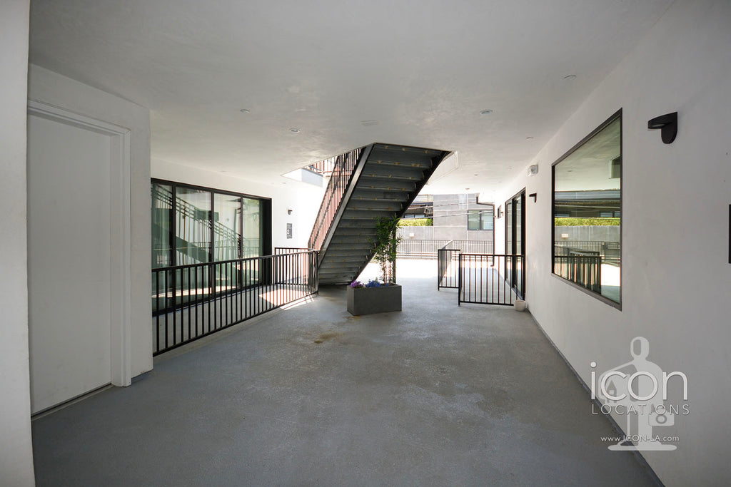 Apartment Bldg- APT2017