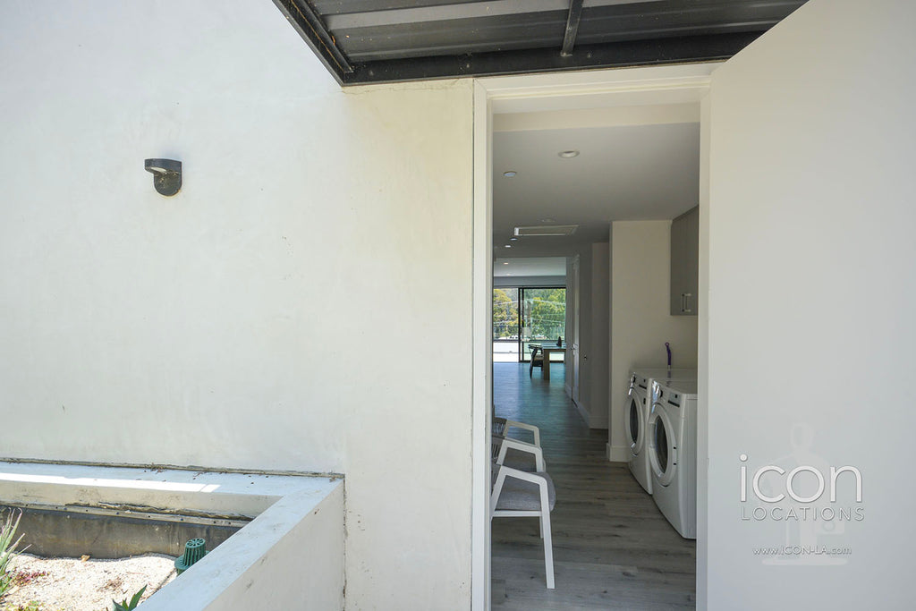 Apartment Bldg- APT2017