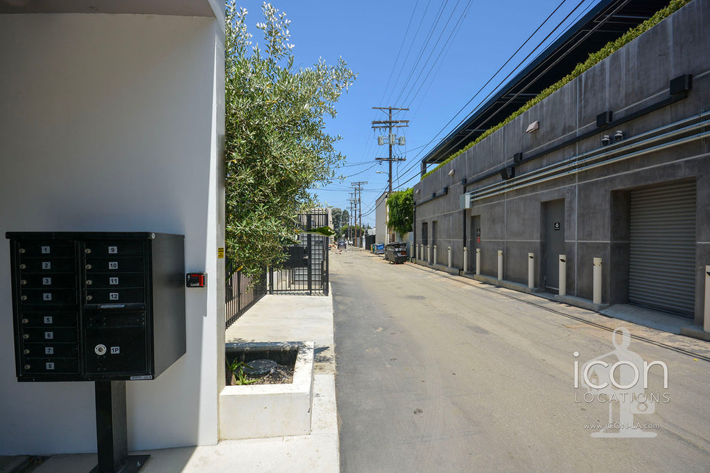 Apartment Bldg- APT2017