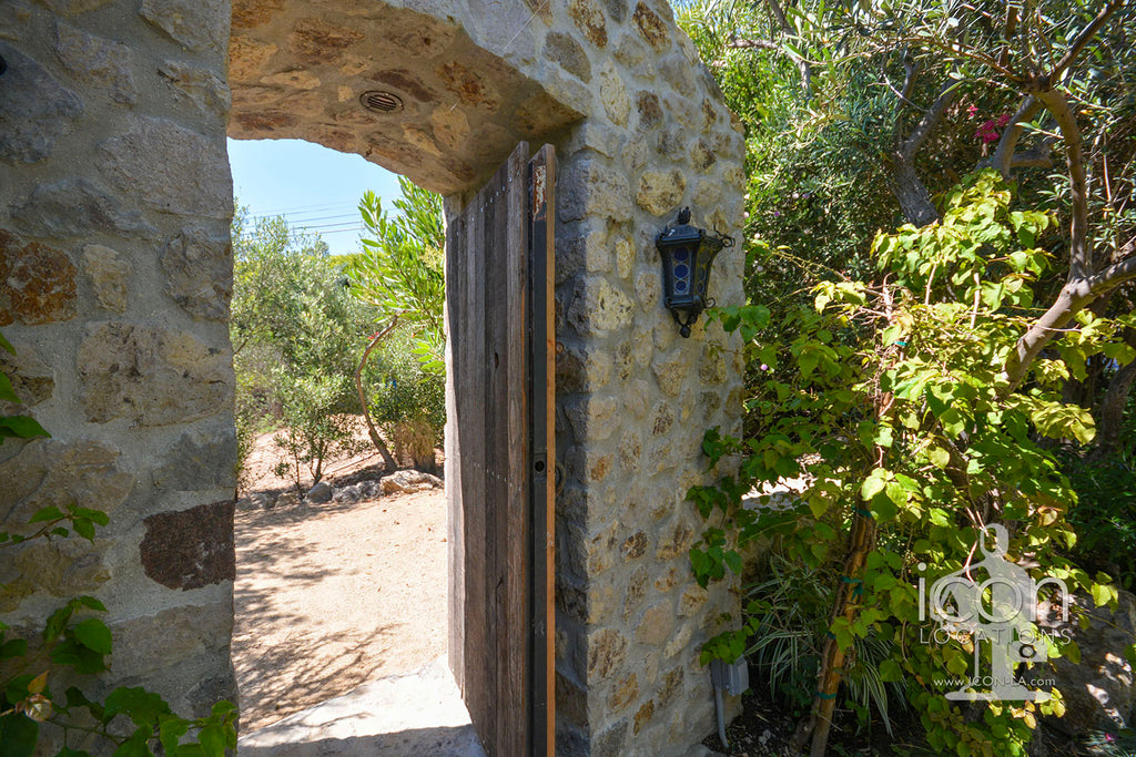 Beach House - BH3042