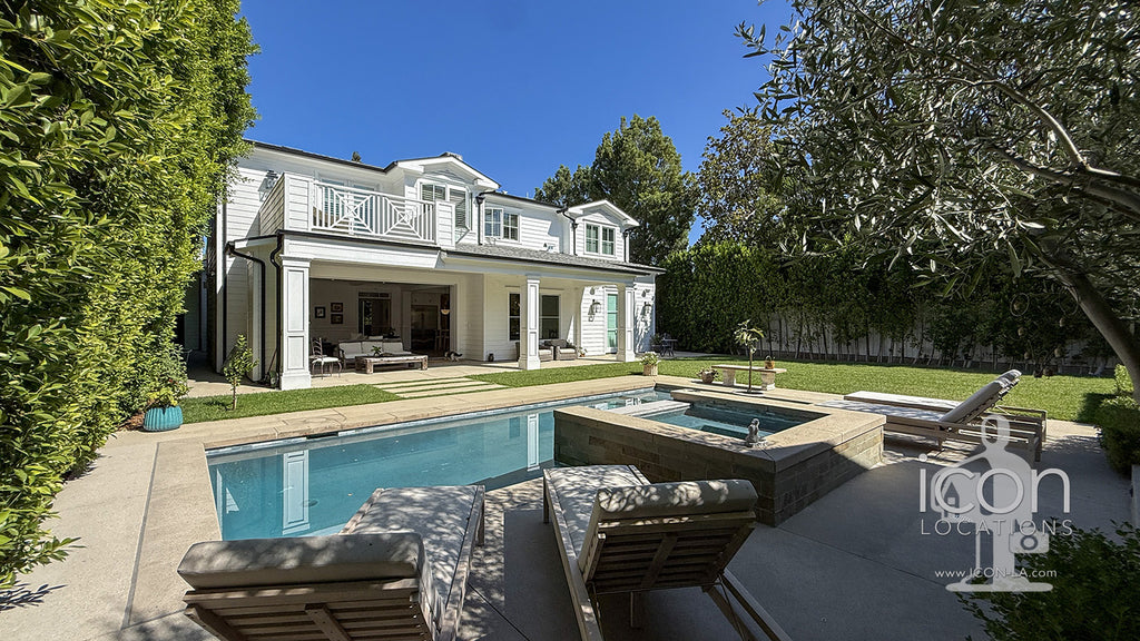 Modern Colonial - COLO2048