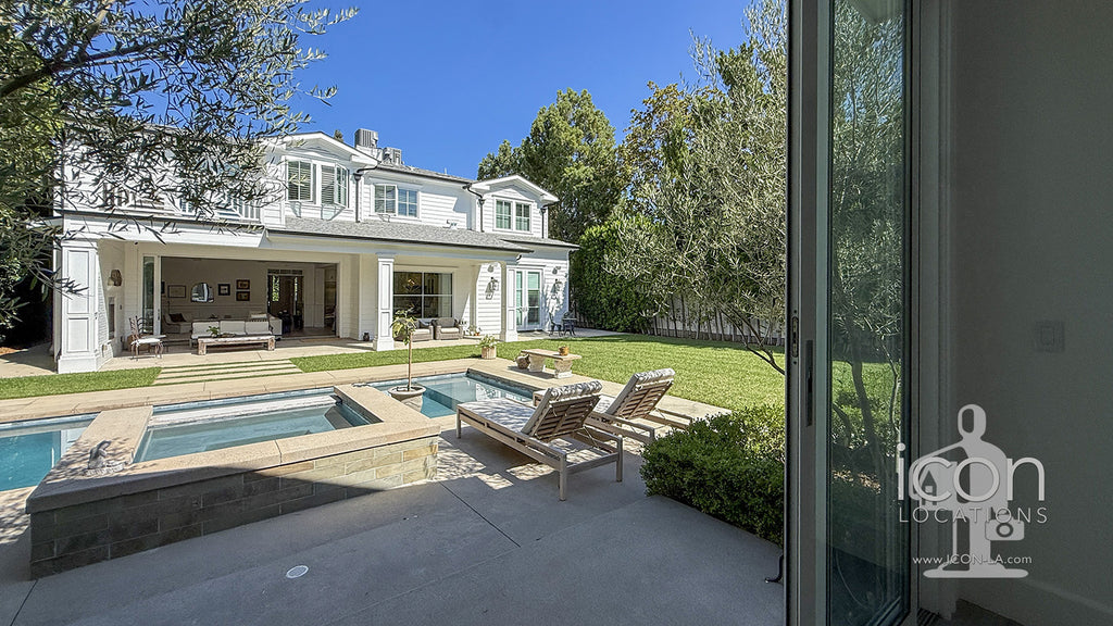 Modern Colonial - COLO2048