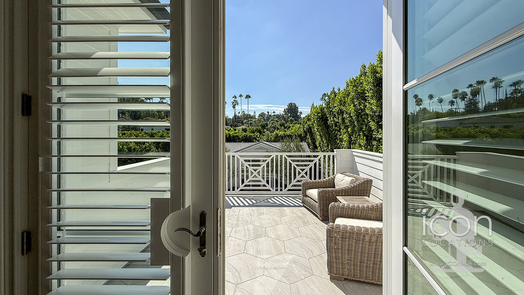 Modern Colonial - COLO2048