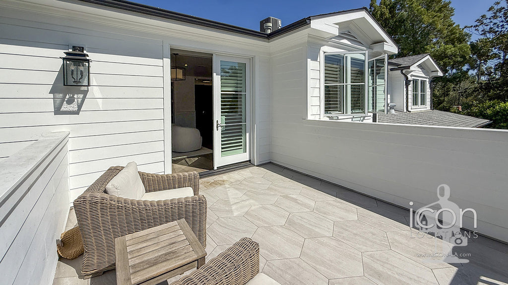 Modern Colonial - COLO2048