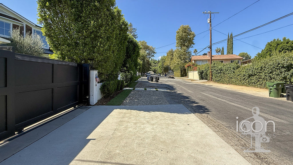 Modern Colonial - COLO2048