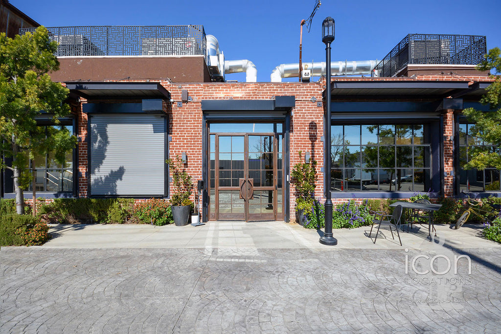 COMM2080 - Stages+Courtyards+Design Offices