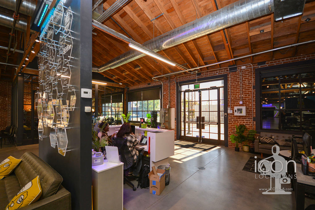 COMM2080 - Stages+Courtyards+Design Offices