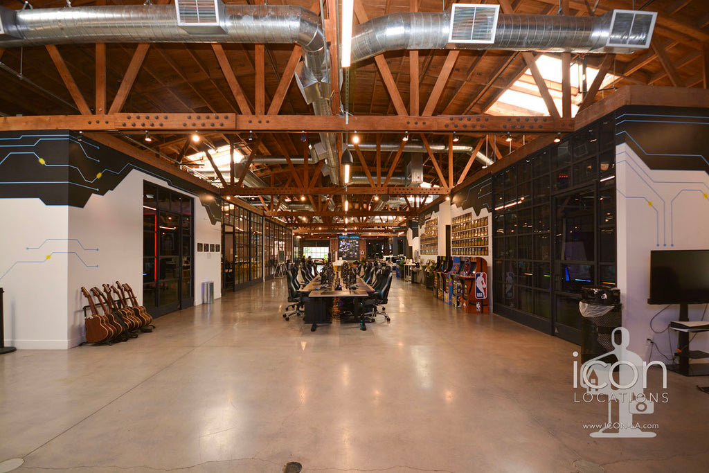 COMM2080 - Stages+Courtyards+Design Offices