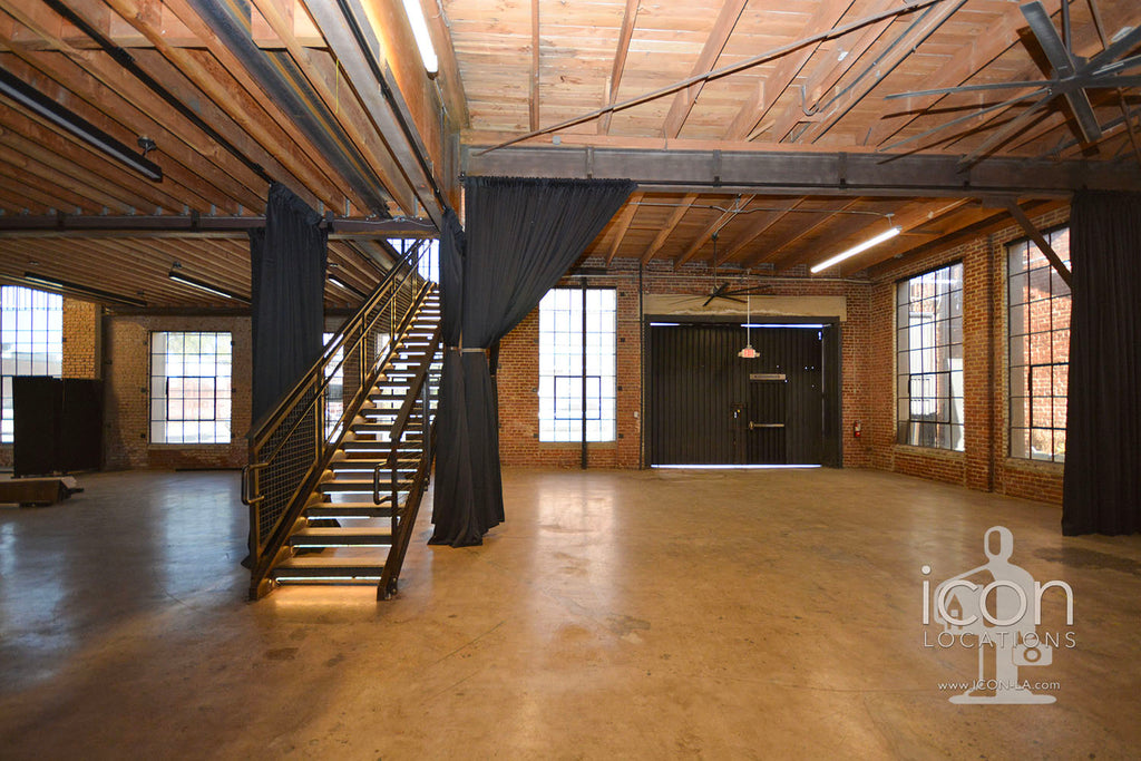 COMM2080 - Stages+Courtyards+Design Offices