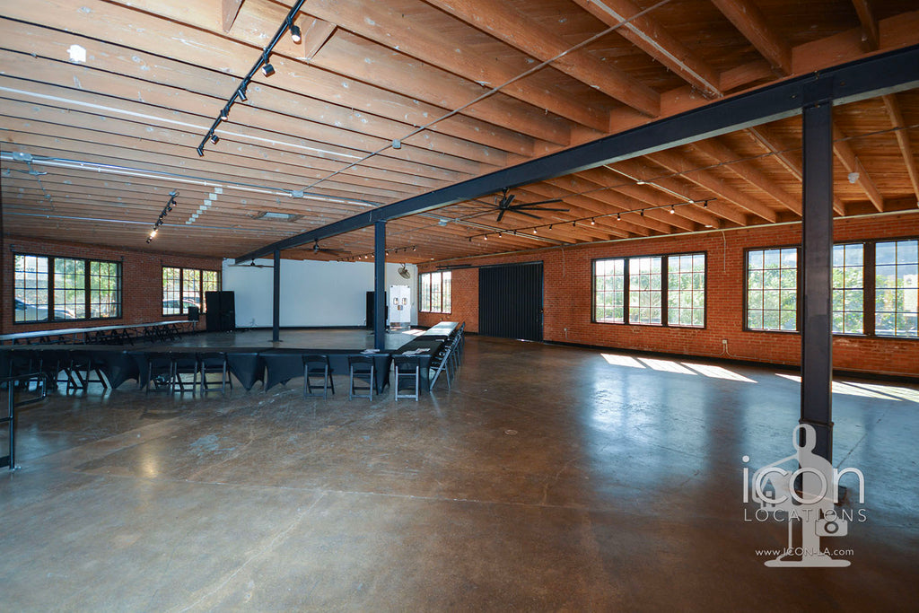 COMM2080 - Stages+Courtyards+Design Offices