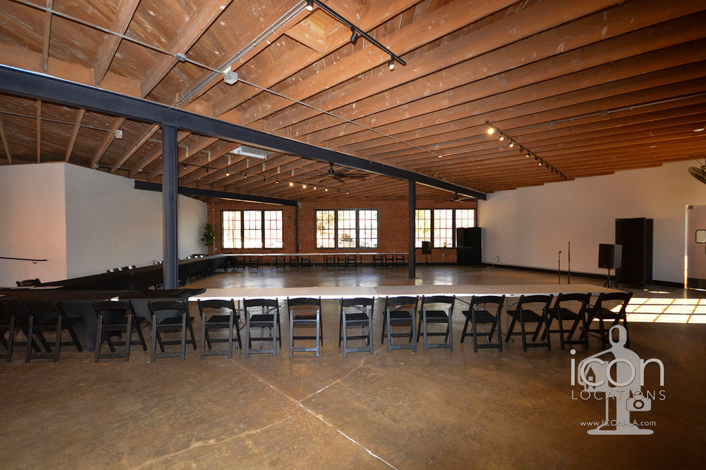 COMM2080 - Stages+Courtyards+Design Offices