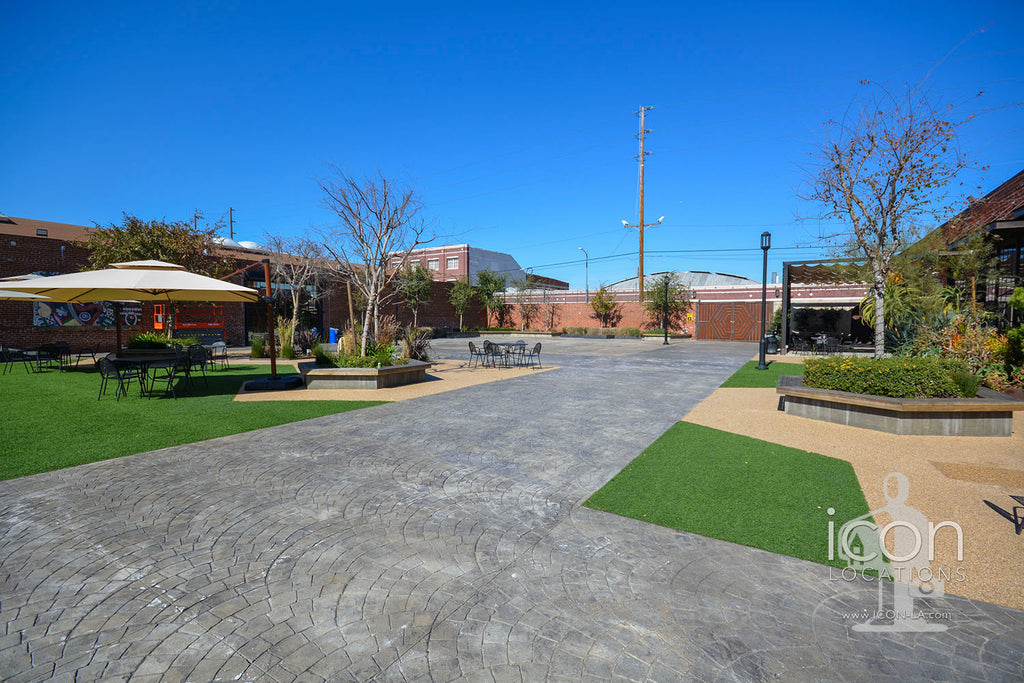 COMM2080 - Stages+Courtyards+Design Offices