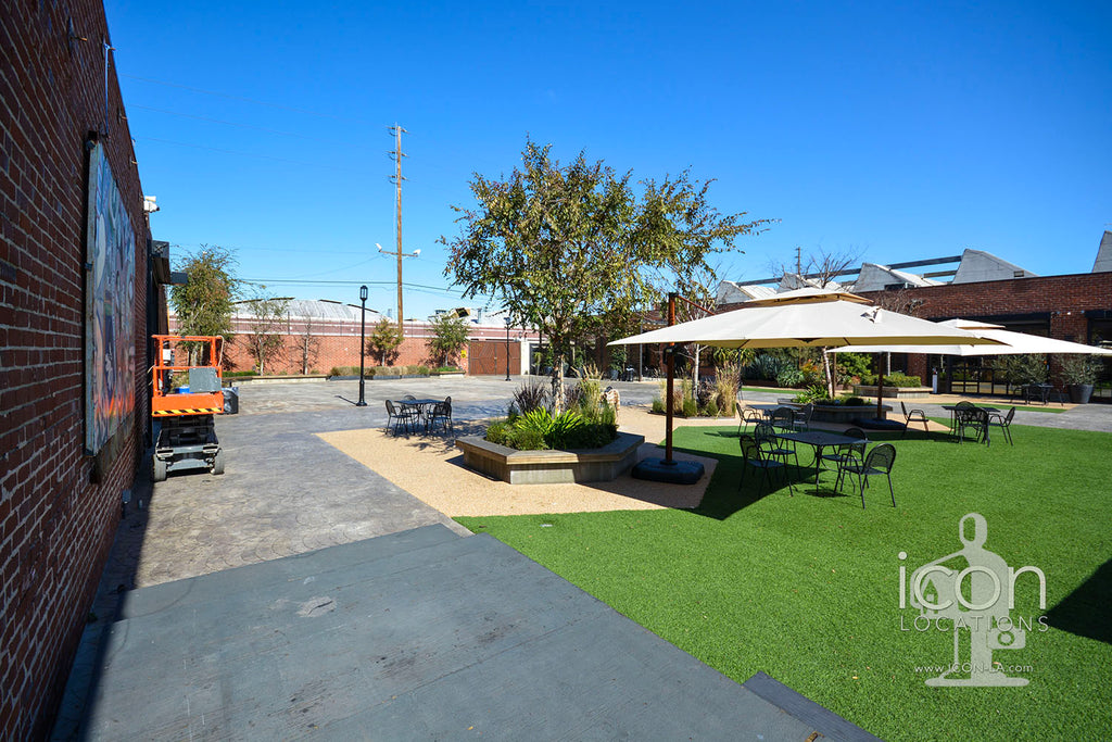 COMM2080 - Stages+Courtyards+Design Offices