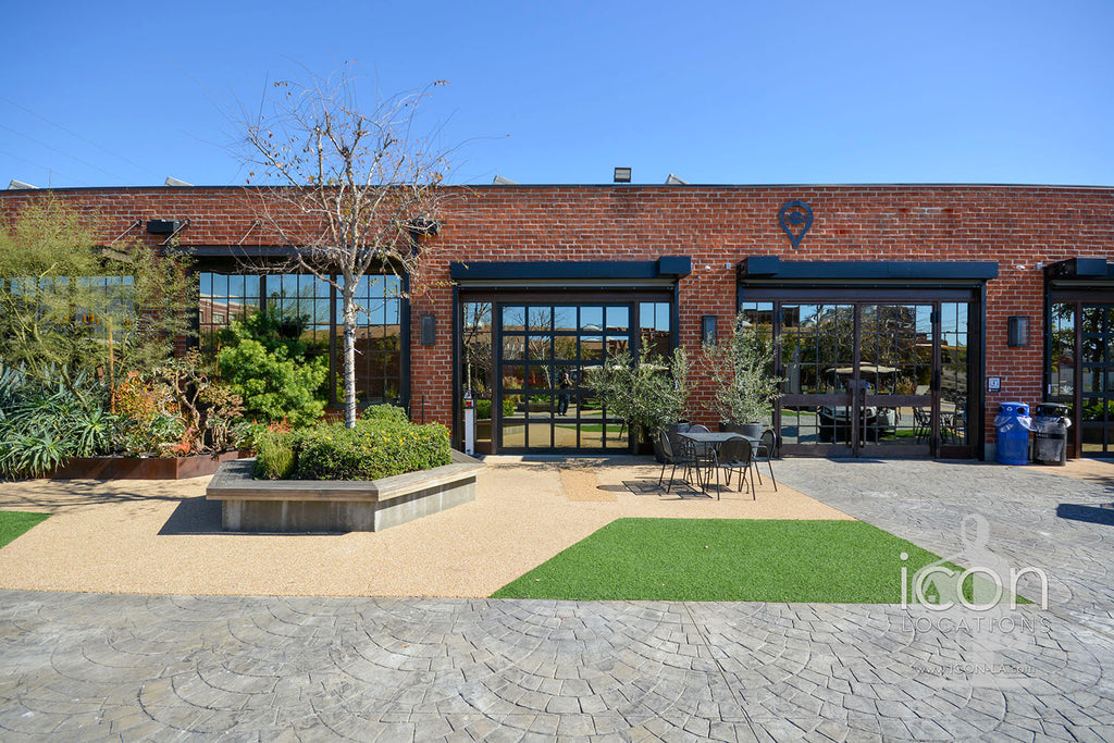 COMM2080 - Stages+Courtyards+Design Offices