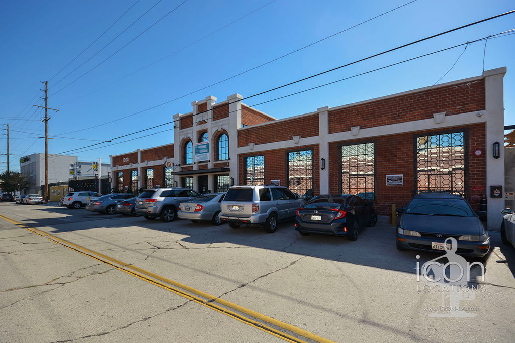 COMM2080 - Stages+Courtyards+Design Offices