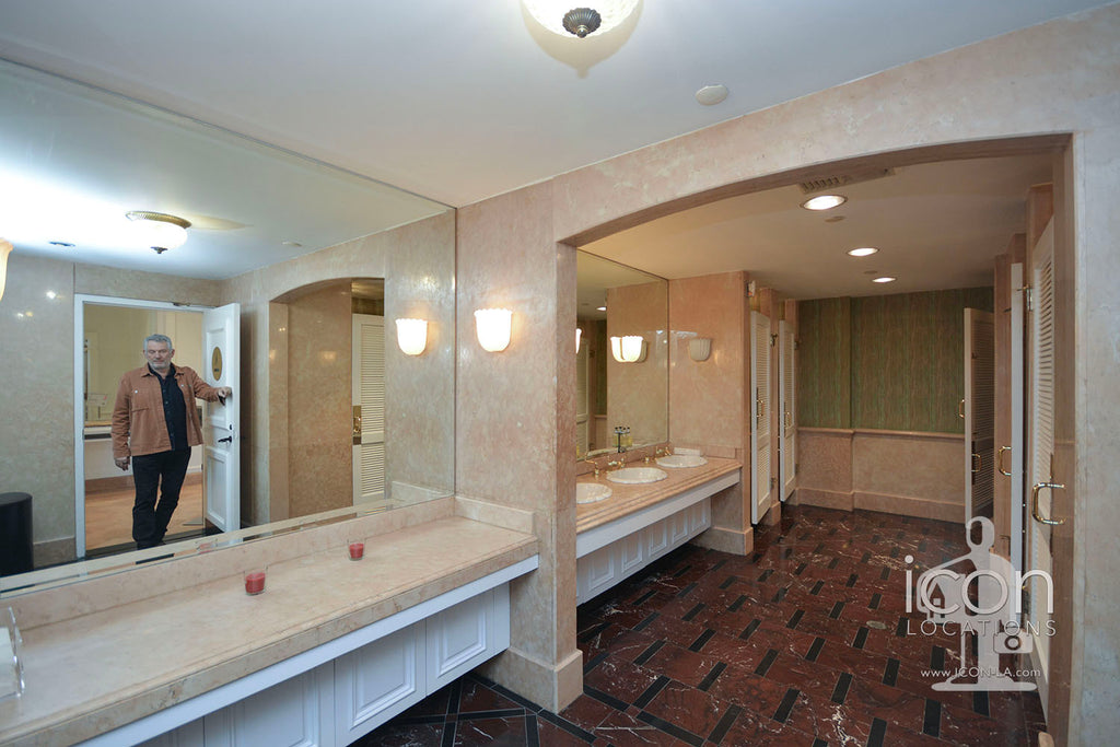 COMM2081 - Multiple Ballrooms with Commercial Kitchens
