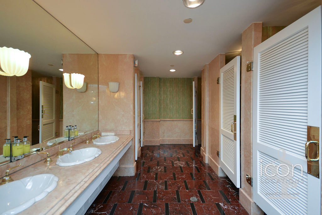 COMM2081 - Multiple Ballrooms with Commercial Kitchens