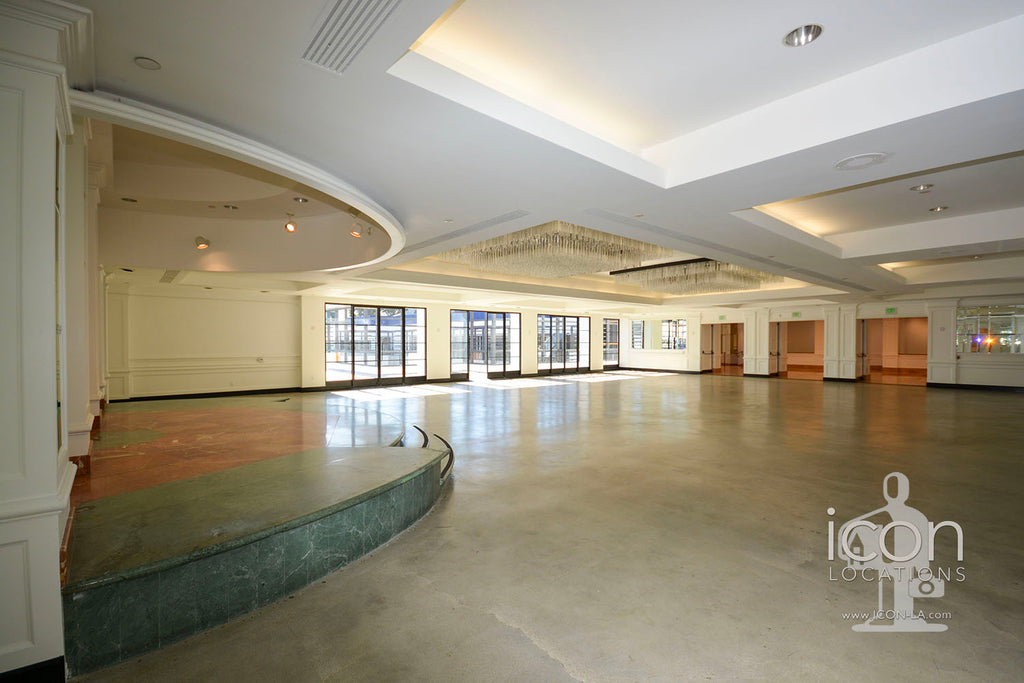 COMM2081 - Multiple Ballrooms with Commercial Kitchens