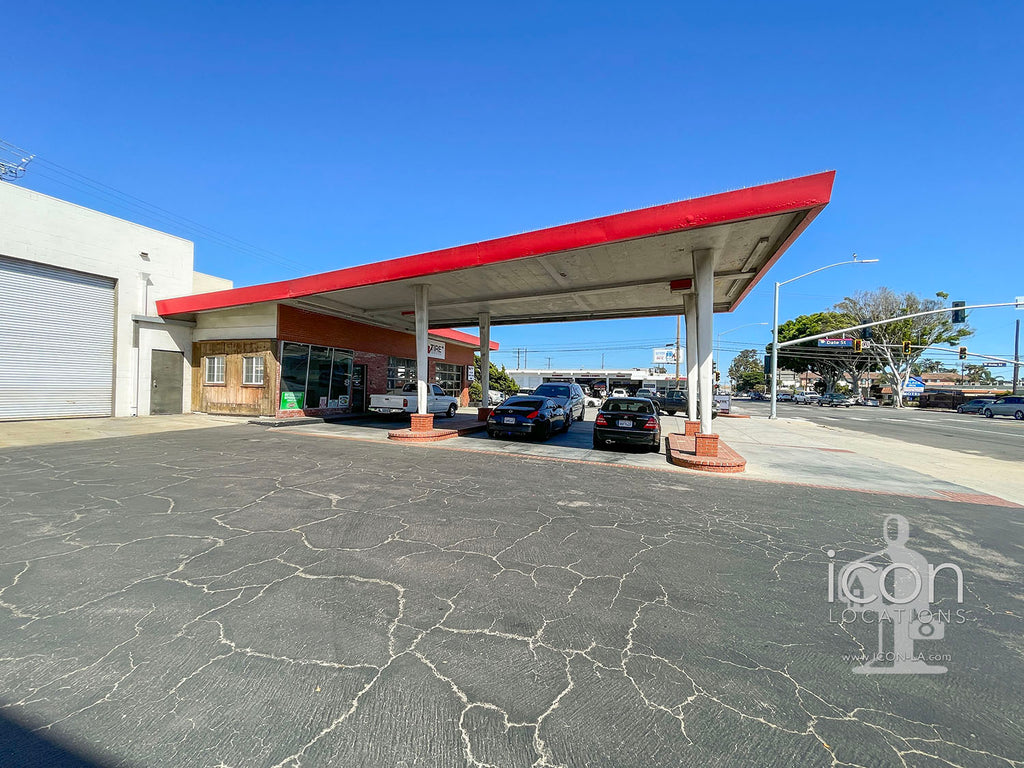 Gas Station, Auto Repair, Tire Service, Auto Parts - COMM2086