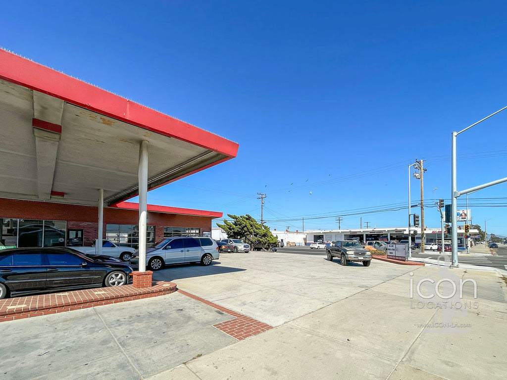 Gas Station, Auto Repair, Tire Service, Auto Parts - COMM2086