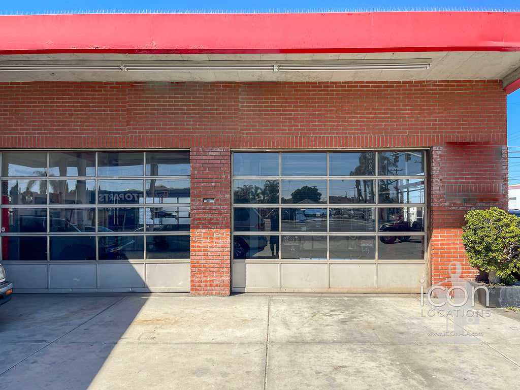 Gas Station, Auto Repair, Tire Service, Auto Parts - COMM2086