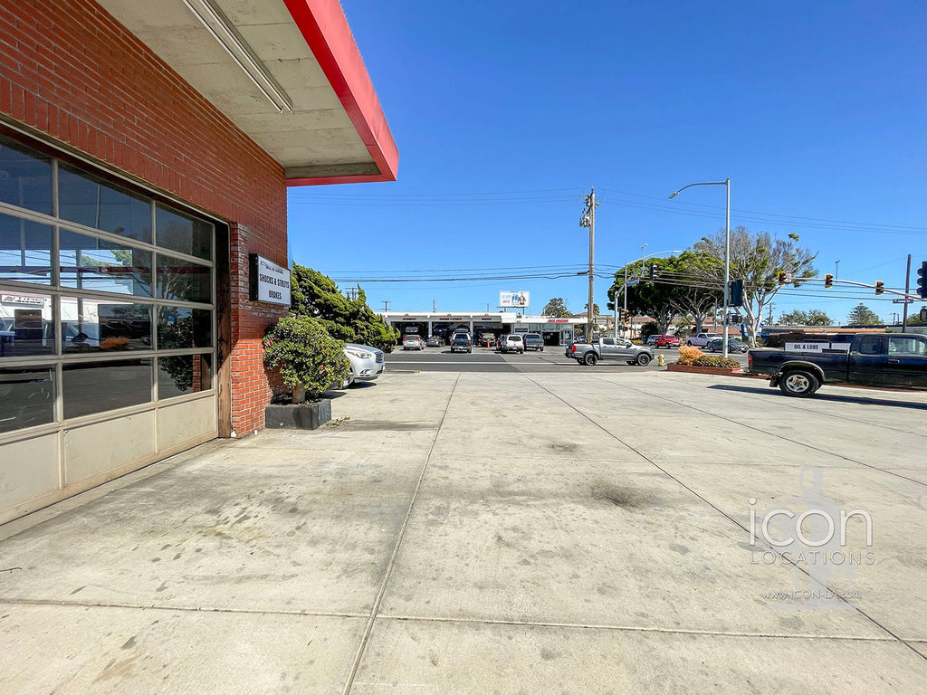 Gas Station, Auto Repair, Tire Service, Auto Parts - COMM2086