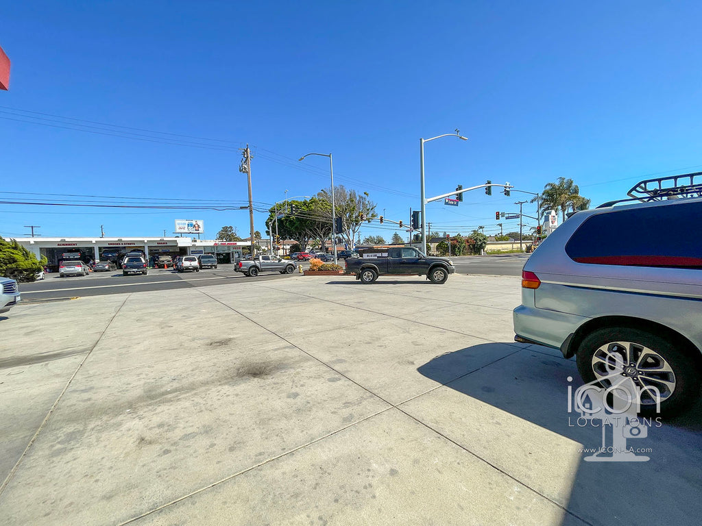 Gas Station, Auto Repair, Tire Service, Auto Parts - COMM2086