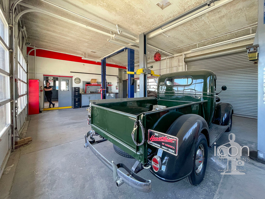 Gas Station, Auto Repair, Tire Service, Auto Parts - COMM2086