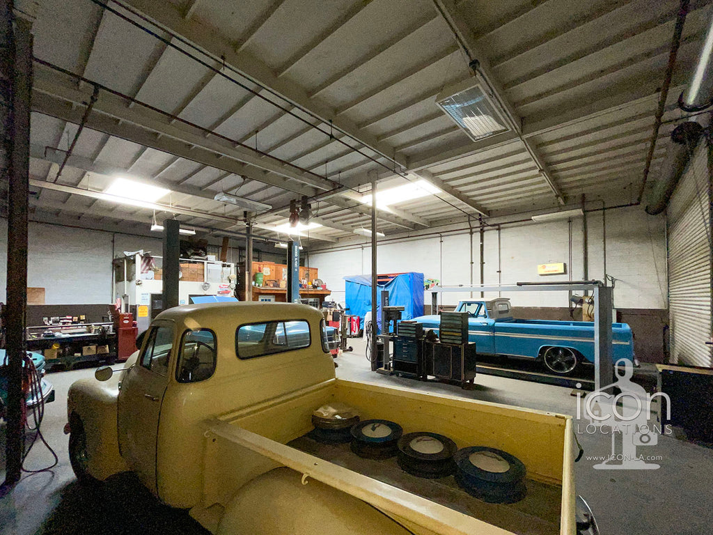 Gas Station, Auto Repair, Tire Service, Auto Parts - COMM2086