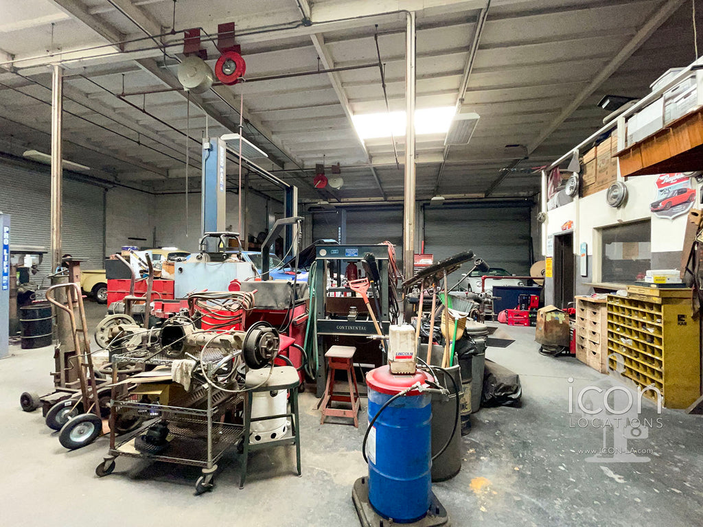 Gas Station, Auto Repair, Tire Service, Auto Parts - COMM2086