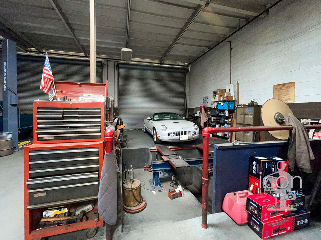 Gas Station, Auto Repair, Tire Service, Auto Parts - COMM2086