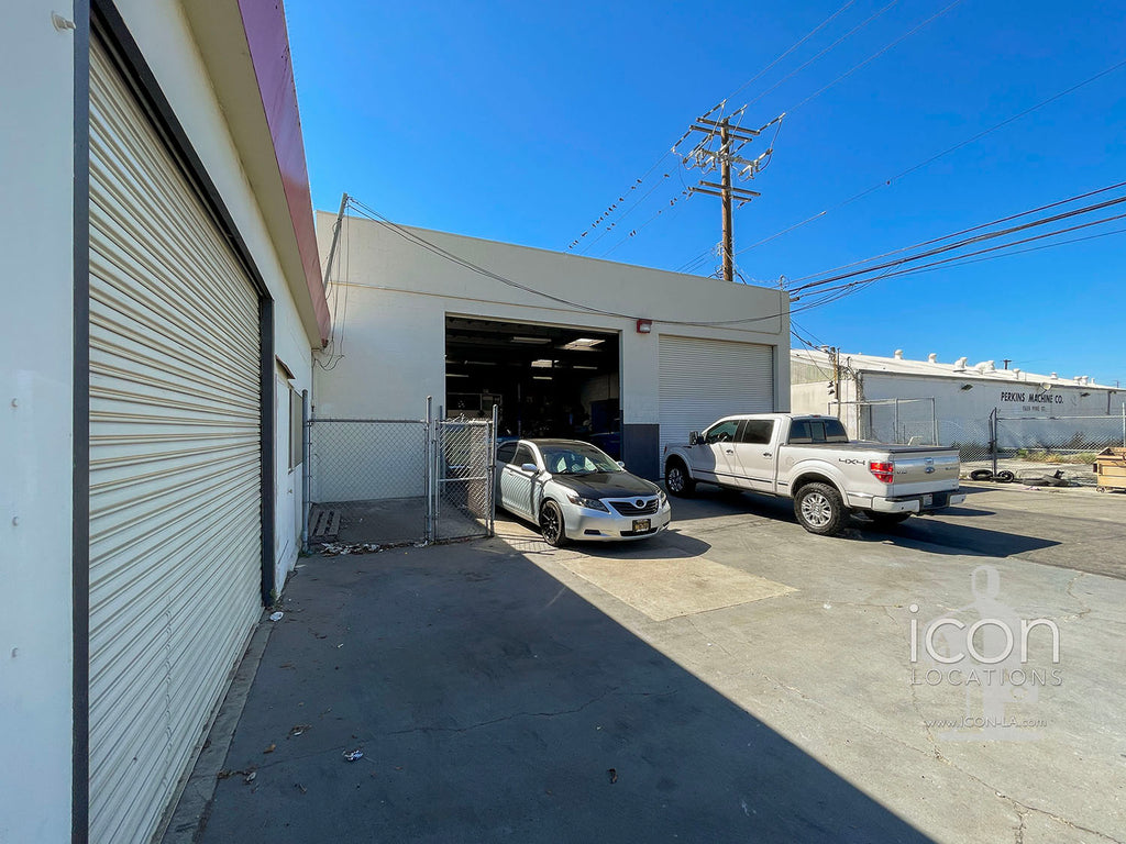 Gas Station, Auto Repair, Tire Service, Auto Parts - COMM2086