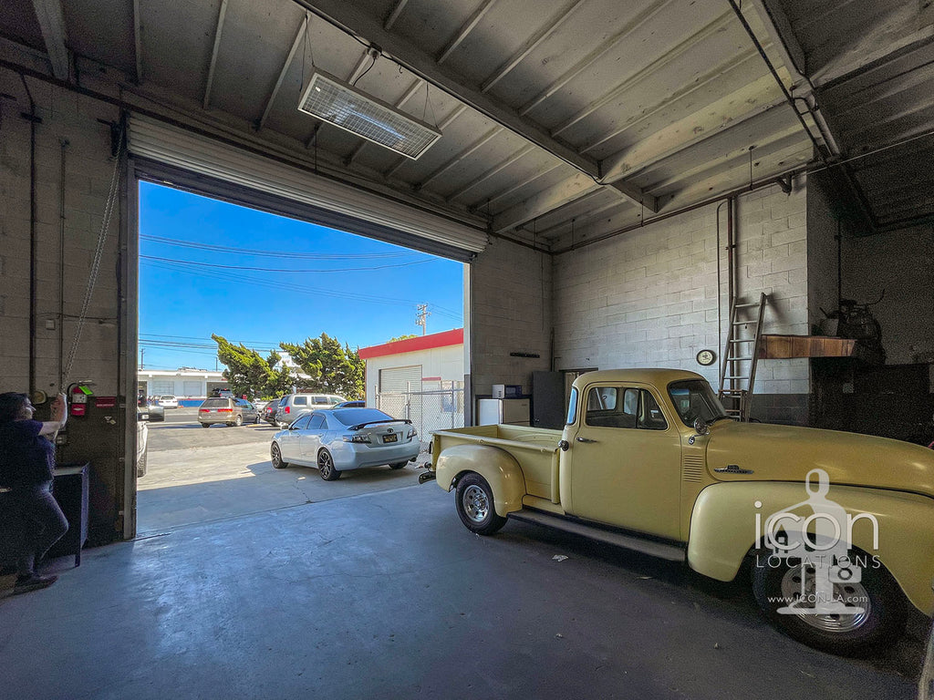 Gas Station, Auto Repair, Tire Service, Auto Parts - COMM2086