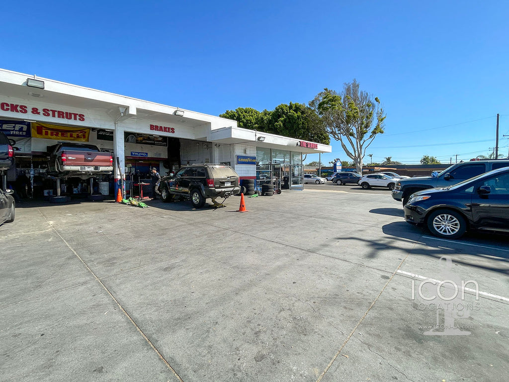 Gas Station, Auto Repair, Tire Service, Auto Parts - COMM2086