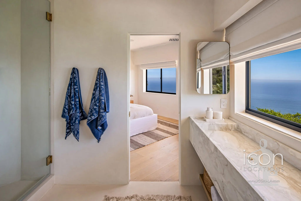 Contemporary - CONT2049