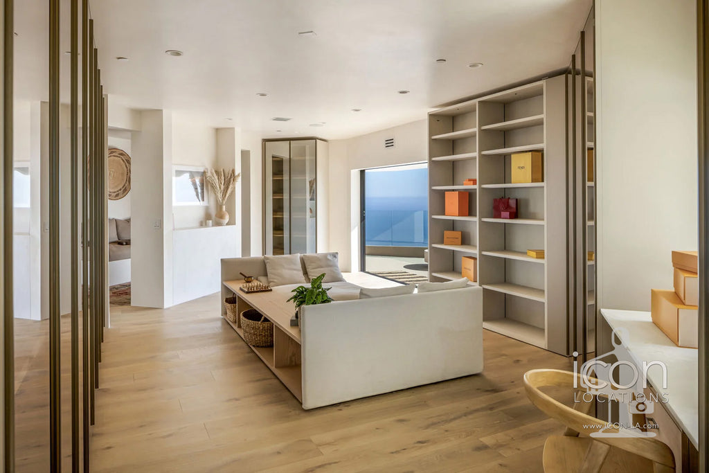 Contemporary - CONT2049