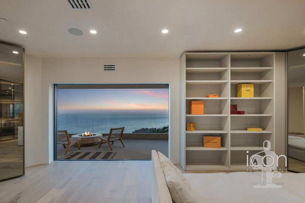 Contemporary - CONT2049