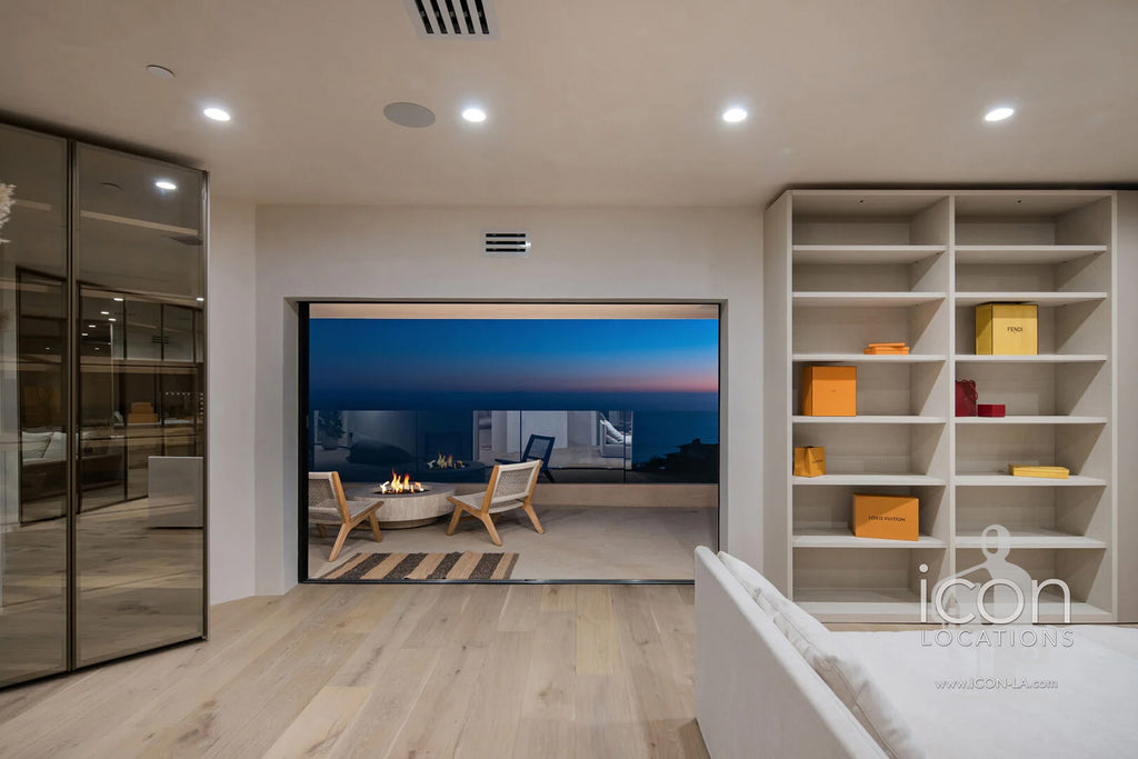 Contemporary - CONT2049