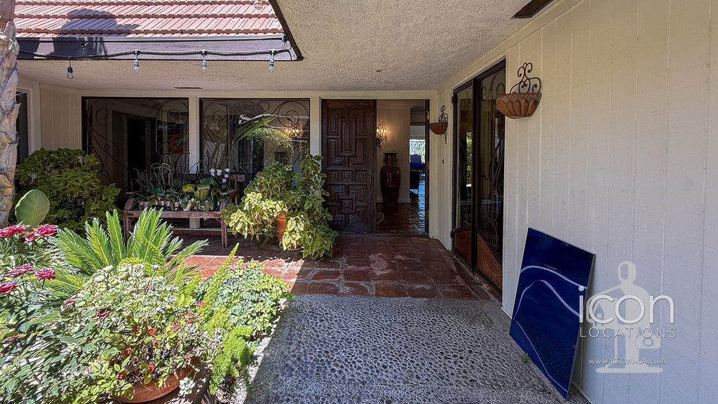 Contemporary - CONT2051