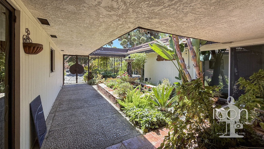 Contemporary - CONT2051