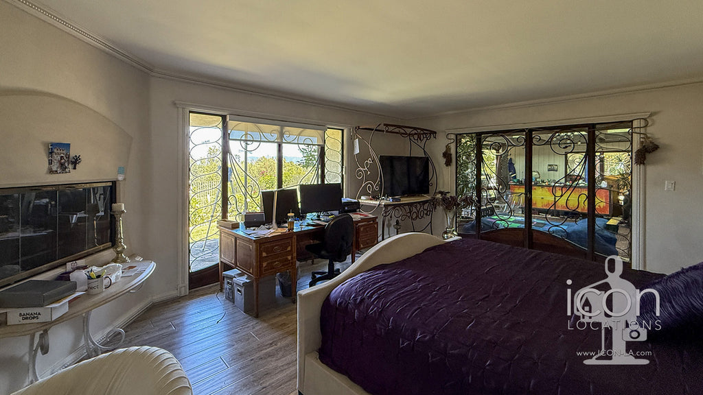 Contemporary - CONT2051