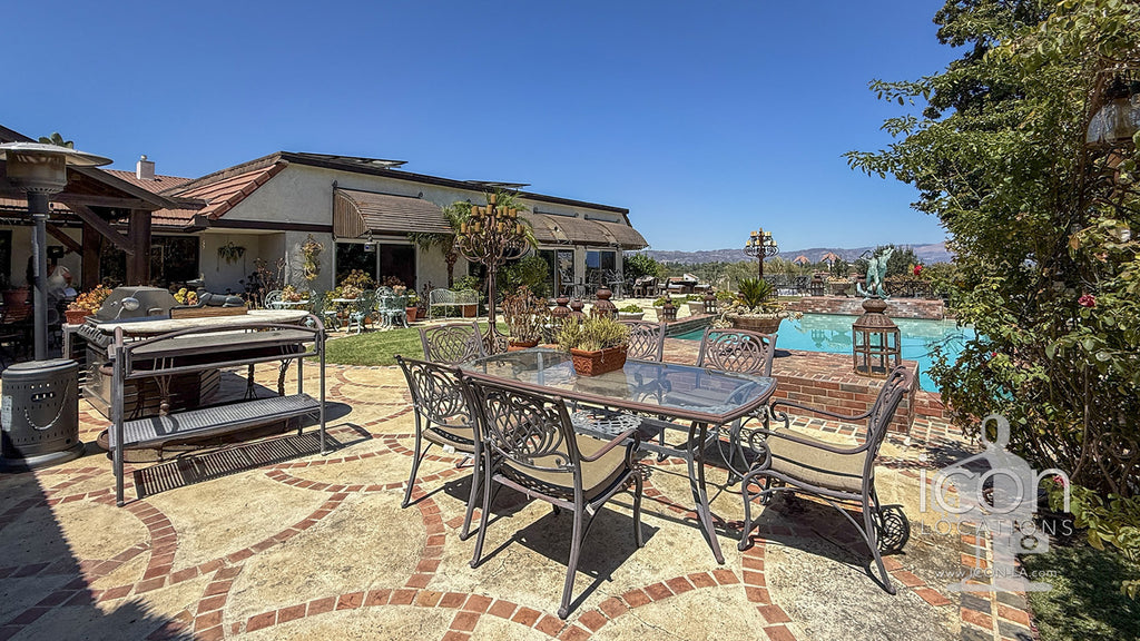 Contemporary - CONT2051