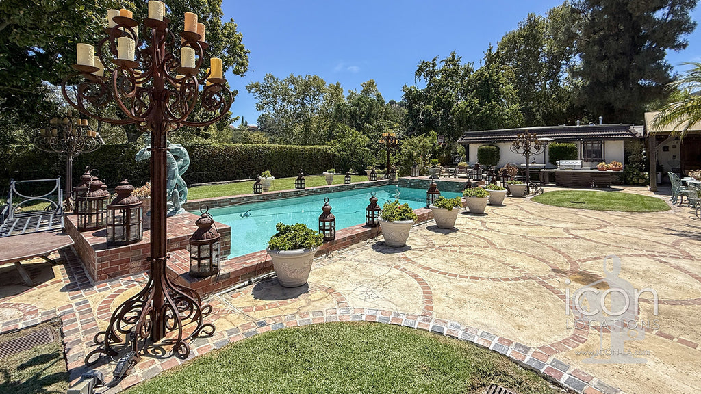 Contemporary - CONT2051