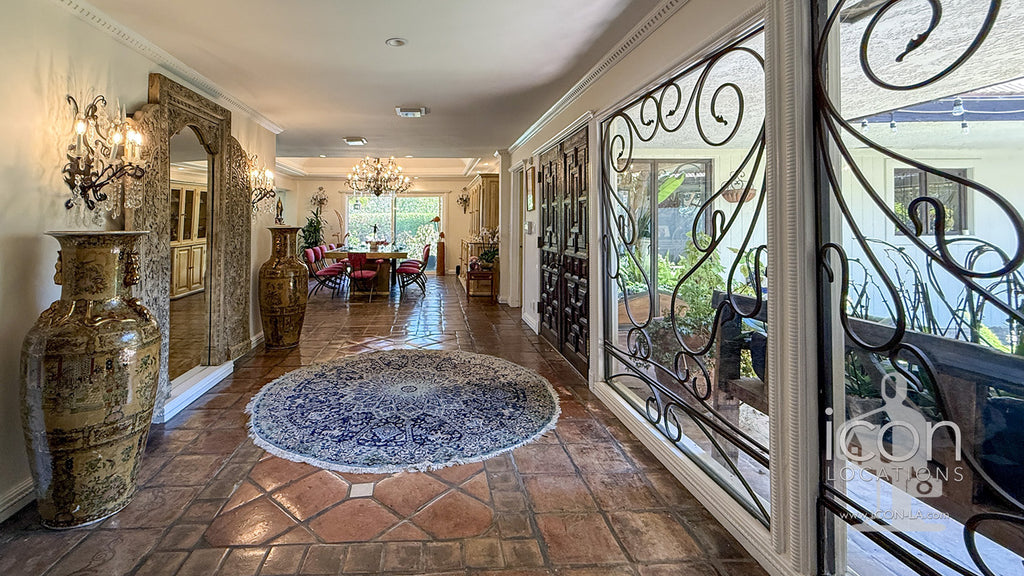 Contemporary - CONT2051