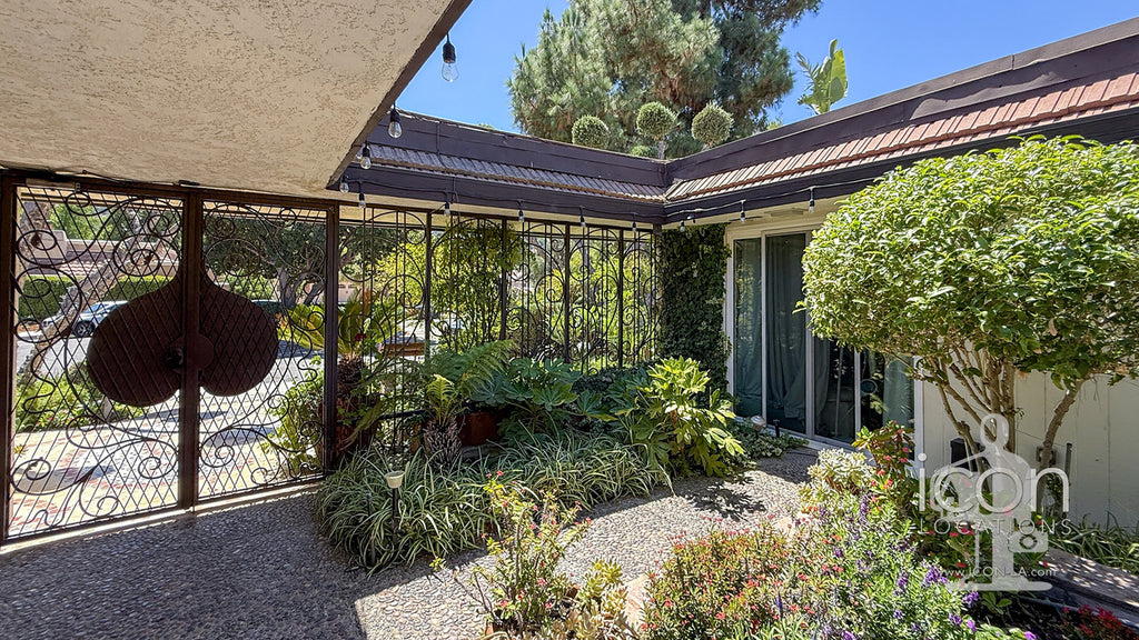 Contemporary - CONT2051