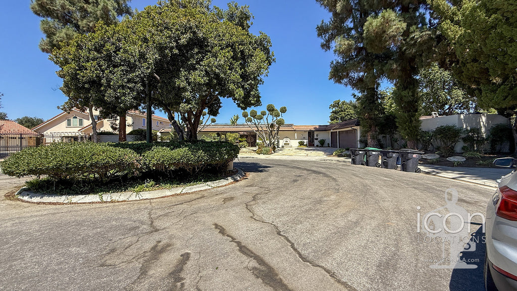 Contemporary - CONT2051