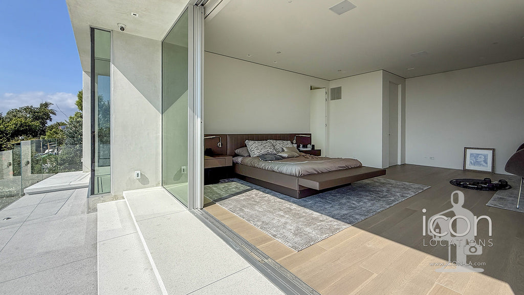 Contemporary - CONT2052