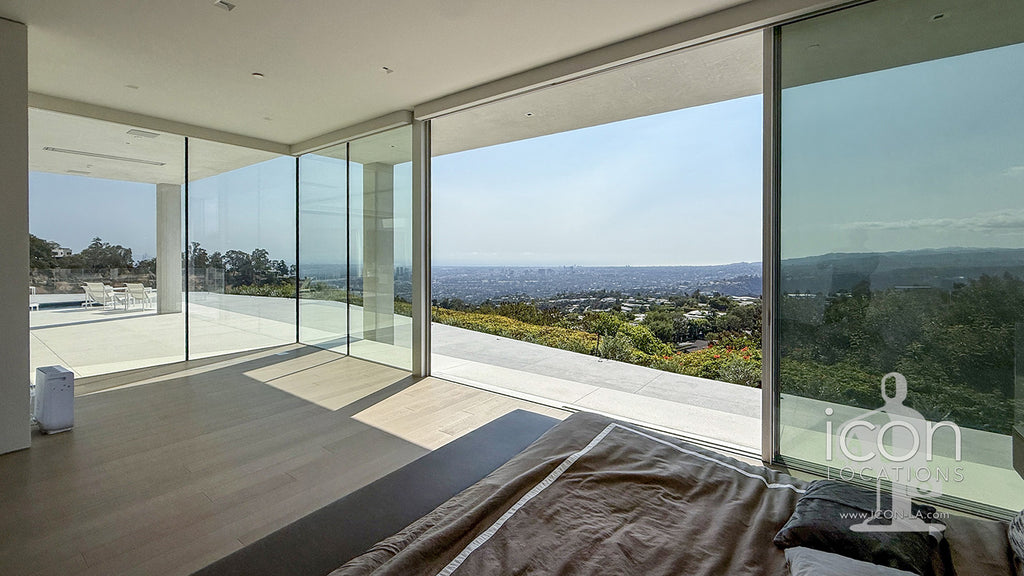 Contemporary - CONT2052