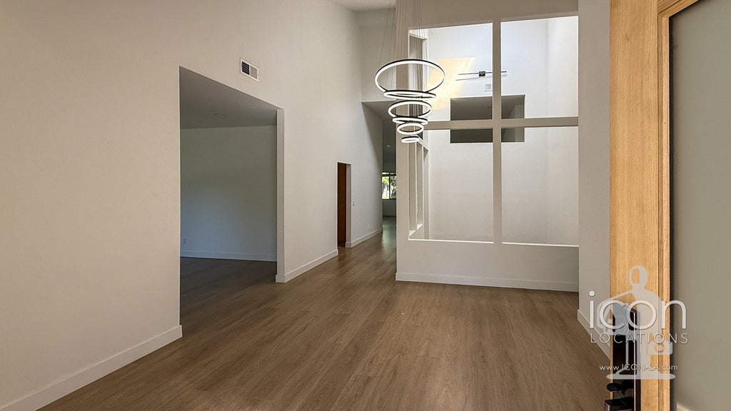 Contemporary - CONT2053